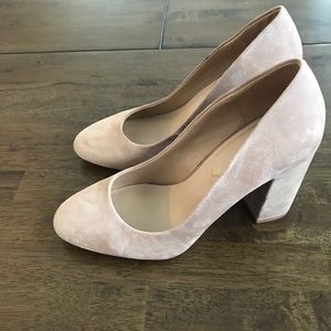 Cream Aldo High Heels. Size 7.5. Never worn.